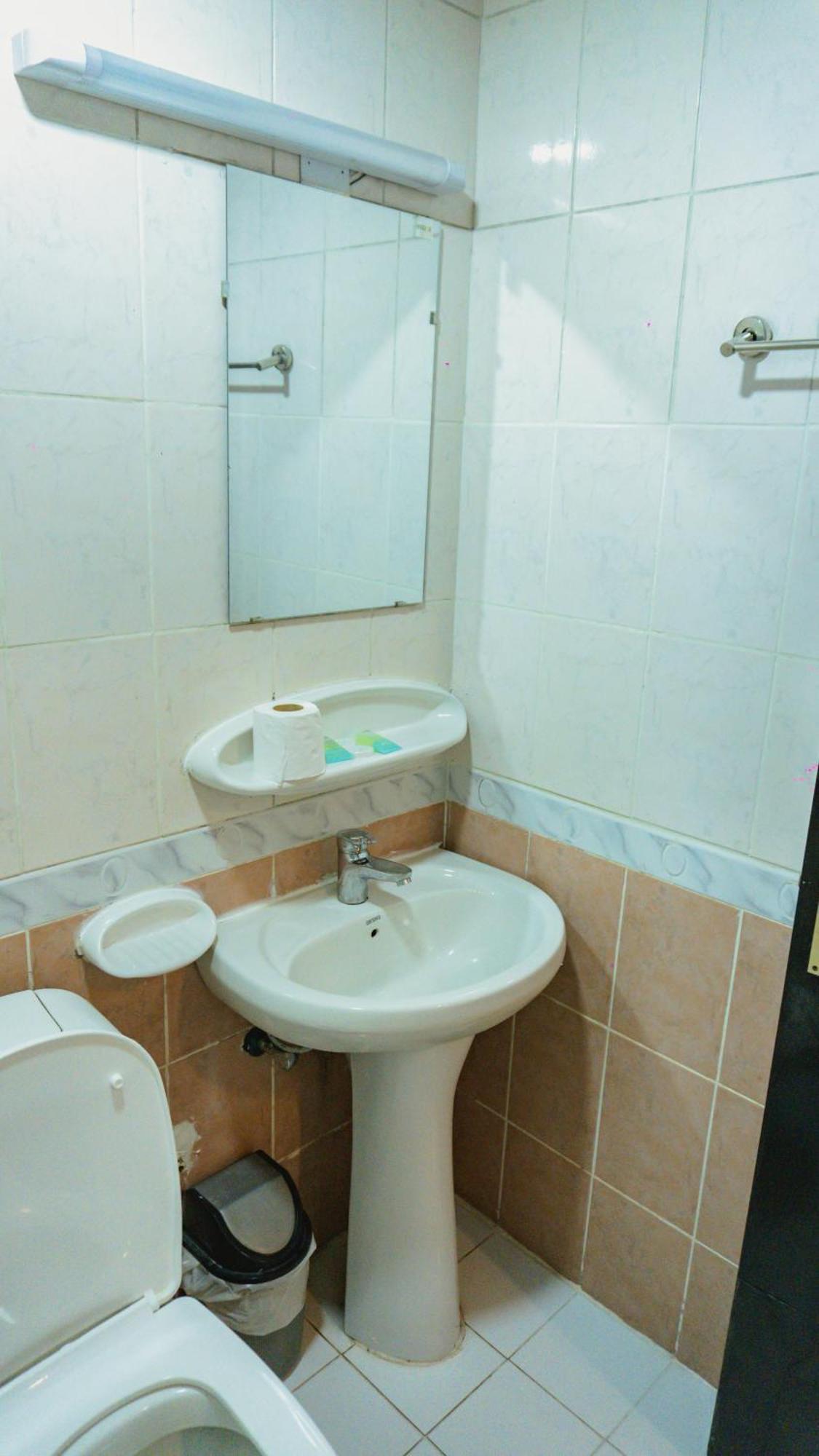 Pan Emirates Hotel Apartments Шарджа Экстерьер фото